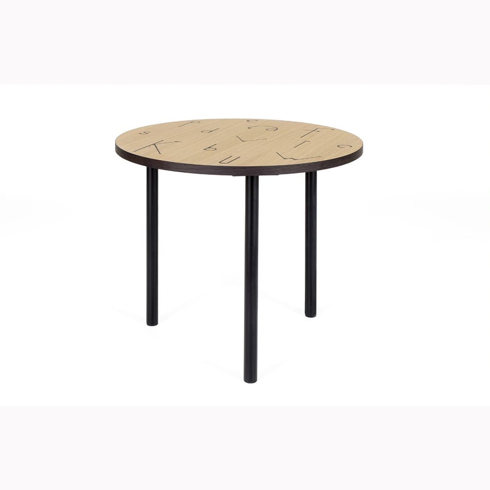 Arty 50 Letter sivupöytä, halk. 50 ja kork. 45 cm, tammi/metallijalat, Woodman, happyhomestore.fi