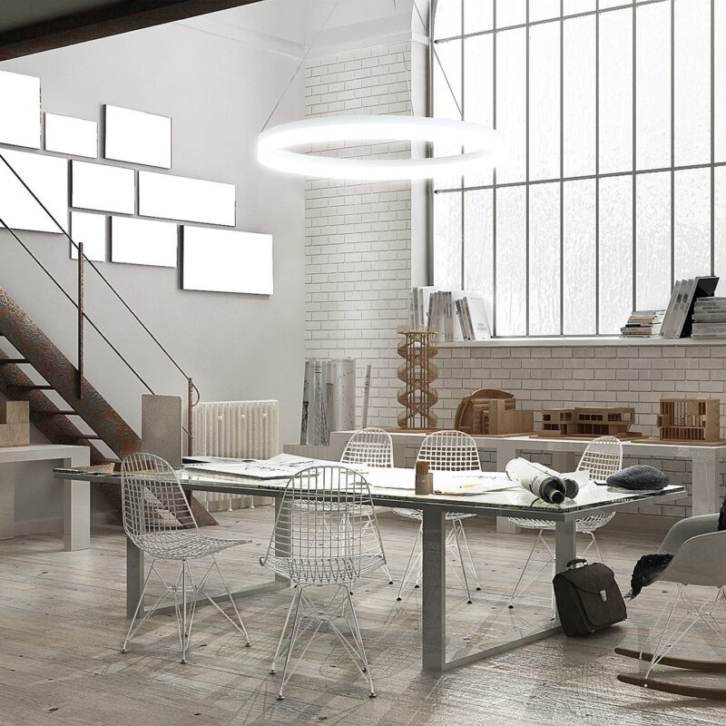 Circulo LED 60 valaisin, halk. 60 cm, kork. 10 cm, valkoinen alumiini ja valkoinen akryyli. Valmistaja: Valaisin Grönlund Oy.