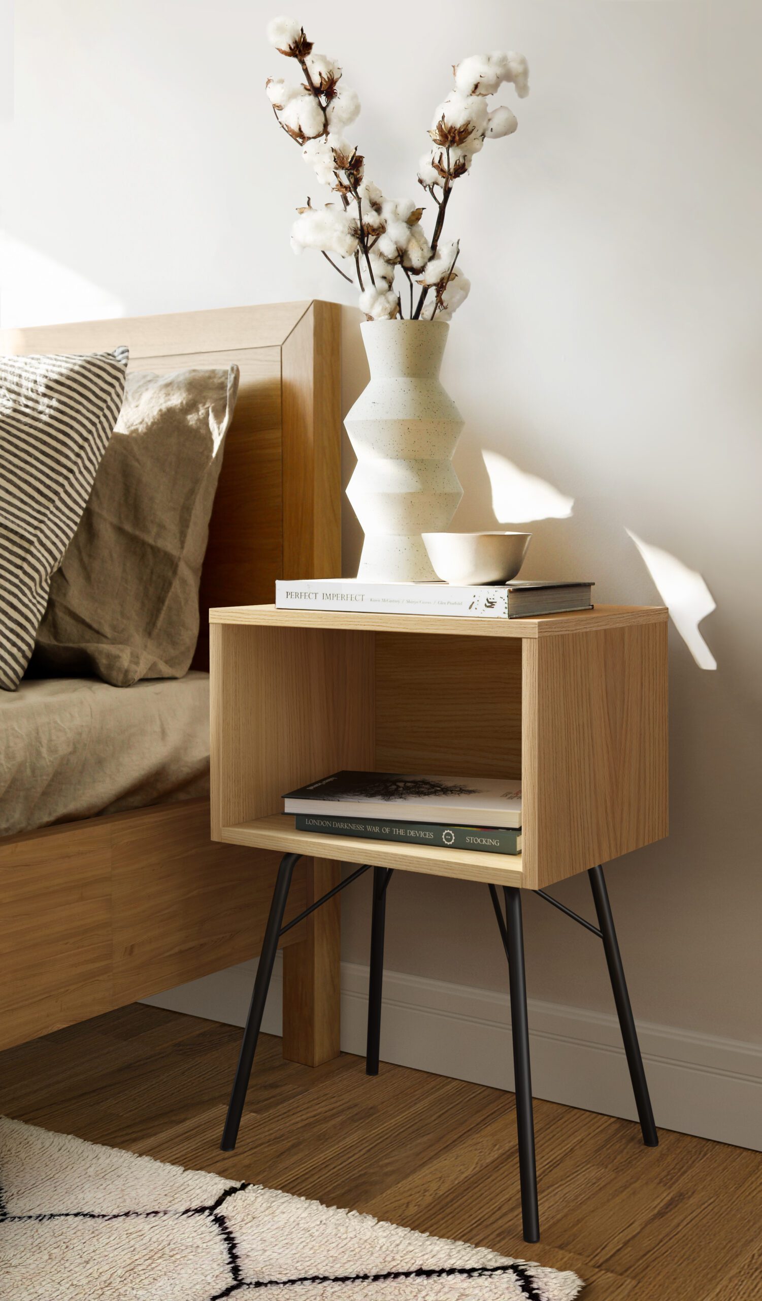 Rayburn yöpöytä, tammea - Image 5