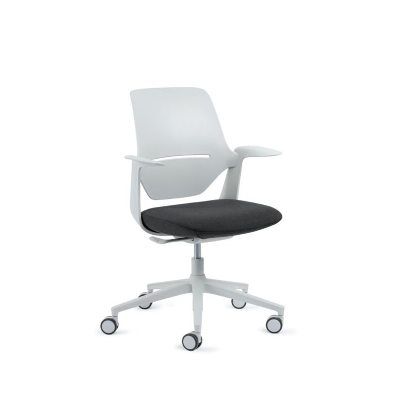 Toplux Trillo ST 20 työtuoli, käsinojallinen, ristikko ja käsinojat vaalean harmaata kovamuovia, istuin pehmustettu ja verhoiltu harmaalla Next kankaalla (100%polyester). Hankauskesto. 100.000 Martindale. Tukeva ja kestävä tuoli. Moderni muotoilu.