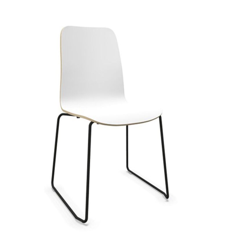 Vapaa tuoli, lenkkijalalla, jalka mustaksi maalattua metallia, istuintaivute vaneria, päällystetty valkoisella laminaatilla.