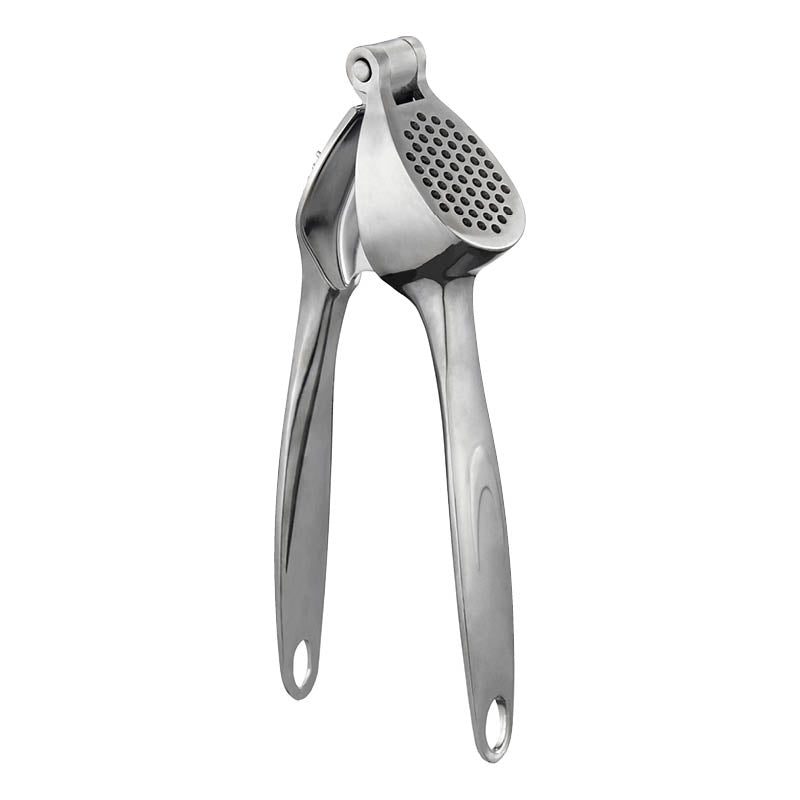 Via valkosipulinpuristin. Pituuus 18 cm, leveys 4.5 cm ja kork. 3 cm. Astianpesukoneen kestävä. Materiaali: sinkkiseos.